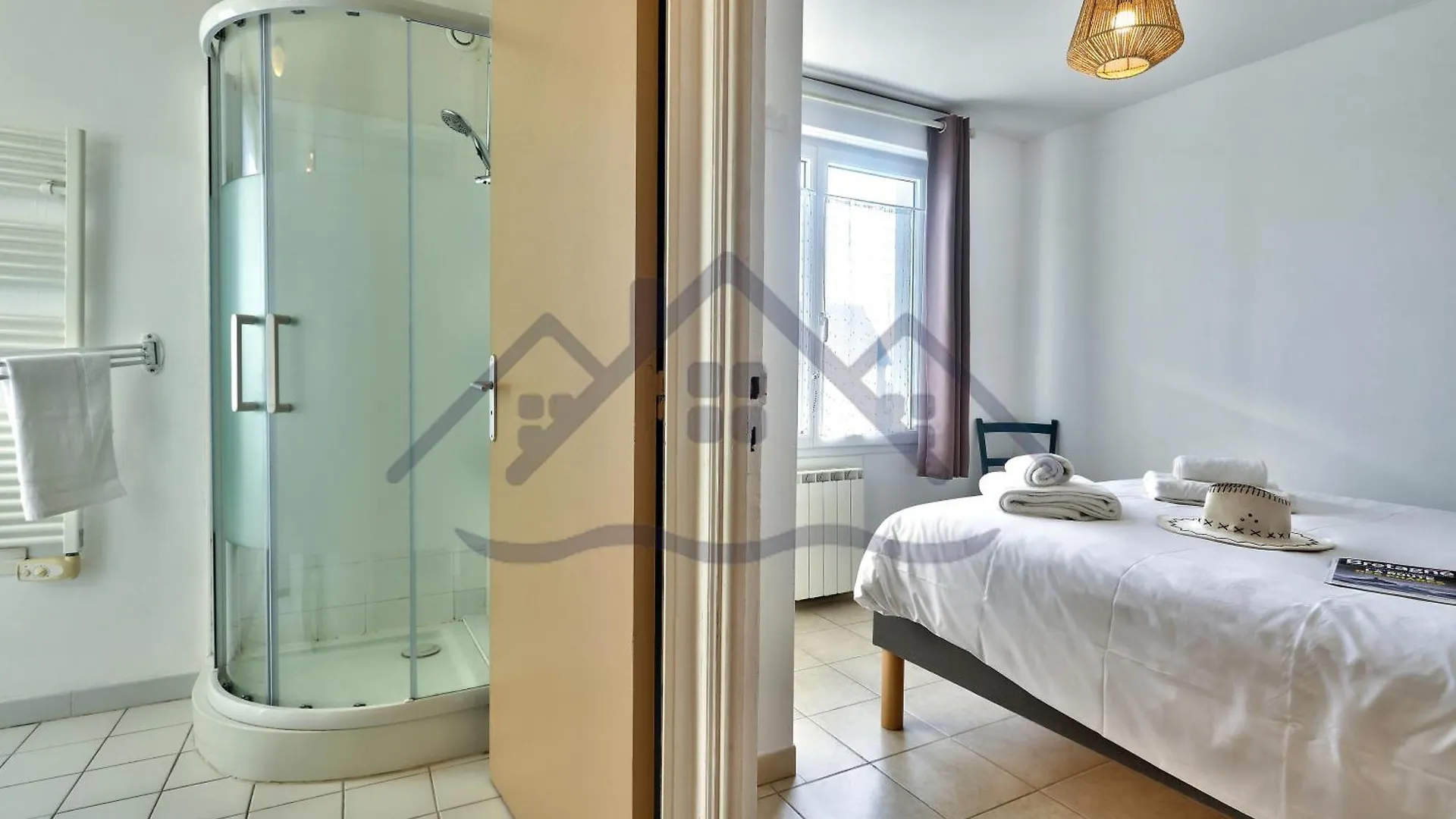 Localise - B02- Appartement Vue Mer - Plage Et Centre A Pied - Balcon - Wifi Inclus - Draps Inclus - Animaux Bienvenus Tréffiagat