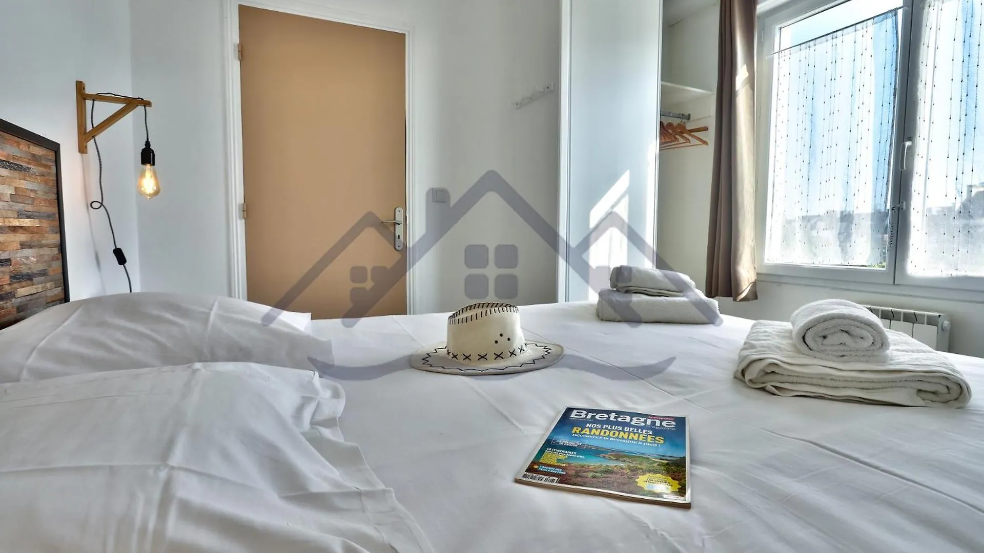 Localise - B02- Appartement Vue Mer - Plage Et Centre A Pied - Balcon - Wifi Inclus - Draps Inclus - Animaux Bienvenus Tréffiagat Franciaország